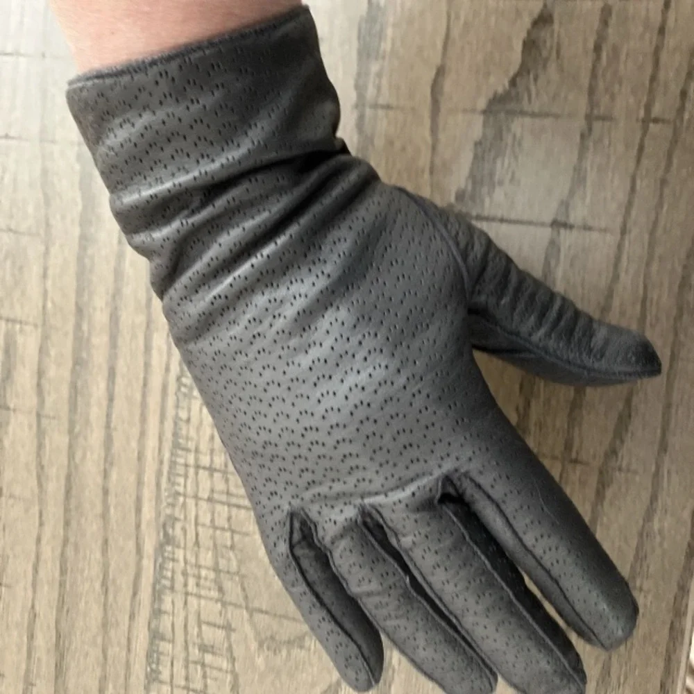 Vintage Grey Perforated Genuine Leather Gloves Cashmere Lined Women’s Winter Sm.